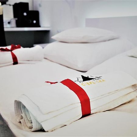 Apartament Cieplicka Apartment เยเลเนียกูรา ภายนอก รูปภาพ
